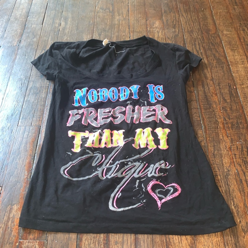 shirt size small